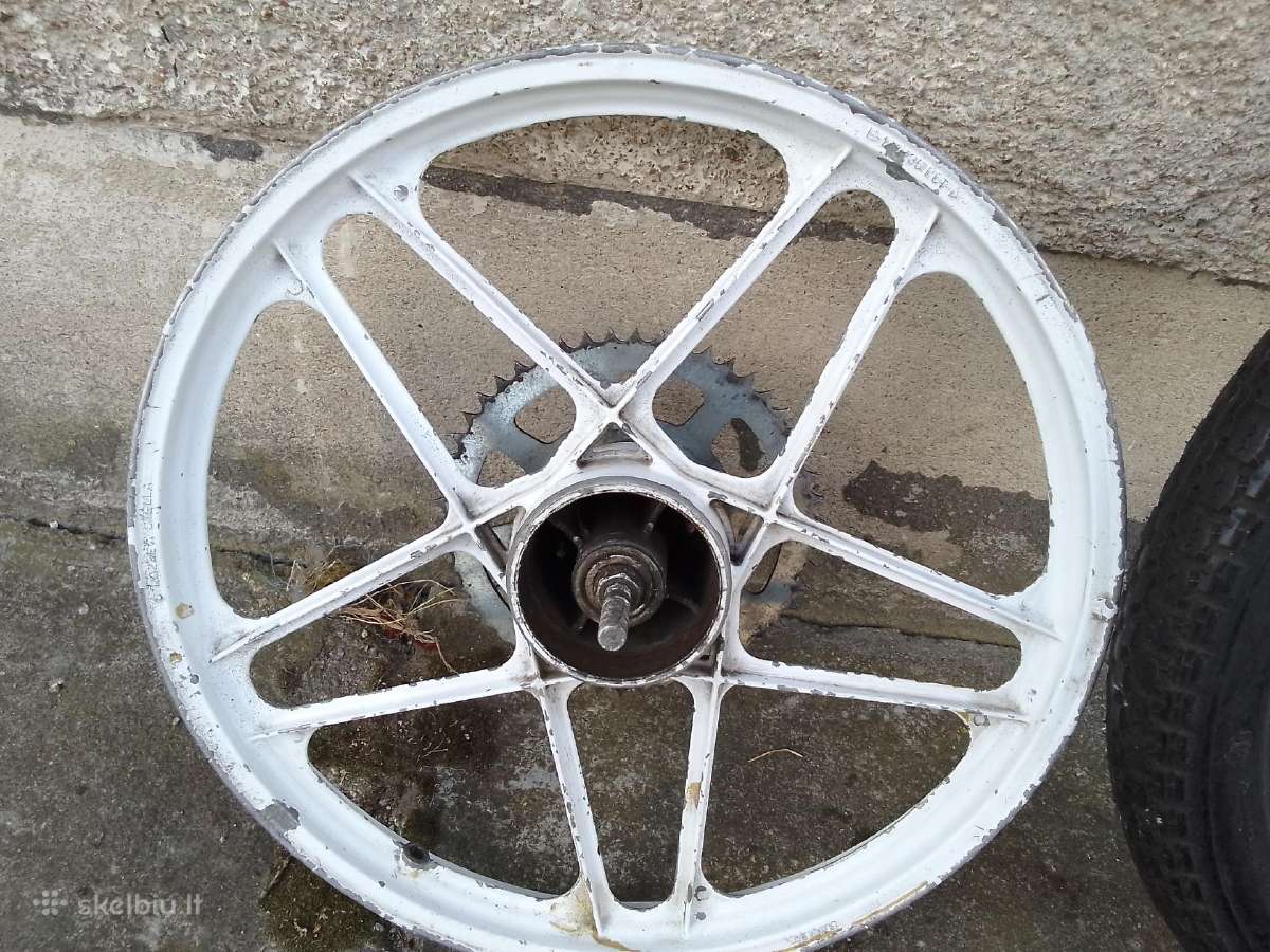 Nauja motorinio dviračio padanga su kamera ir ratu - nuotraukos Nr. 4