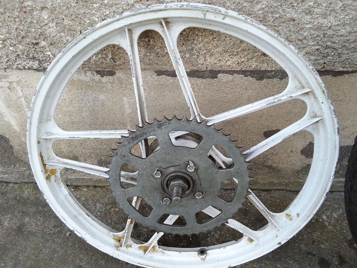Nauja motorinio dviračio padanga su kamera ir ratu - nuotraukos Nr. 10