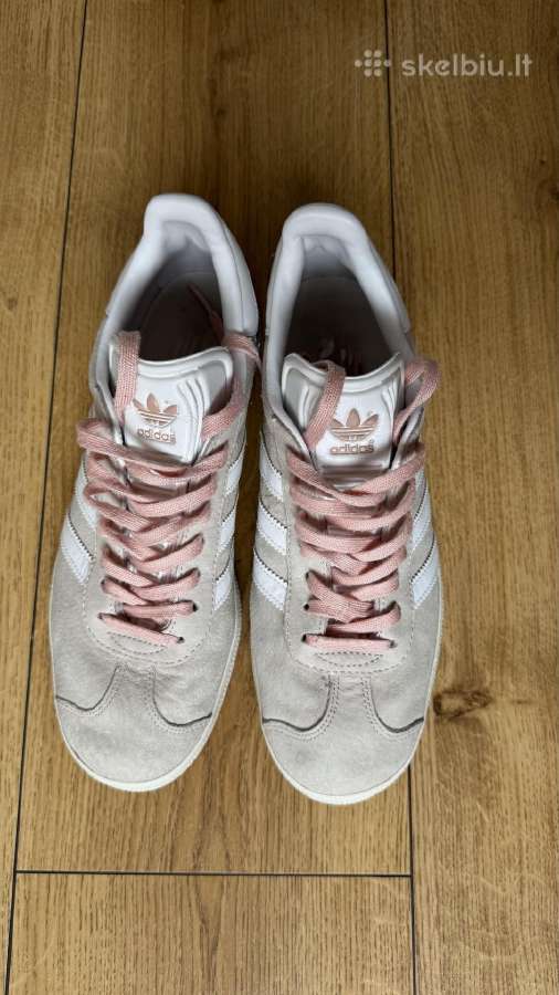 Batai adidas 39
