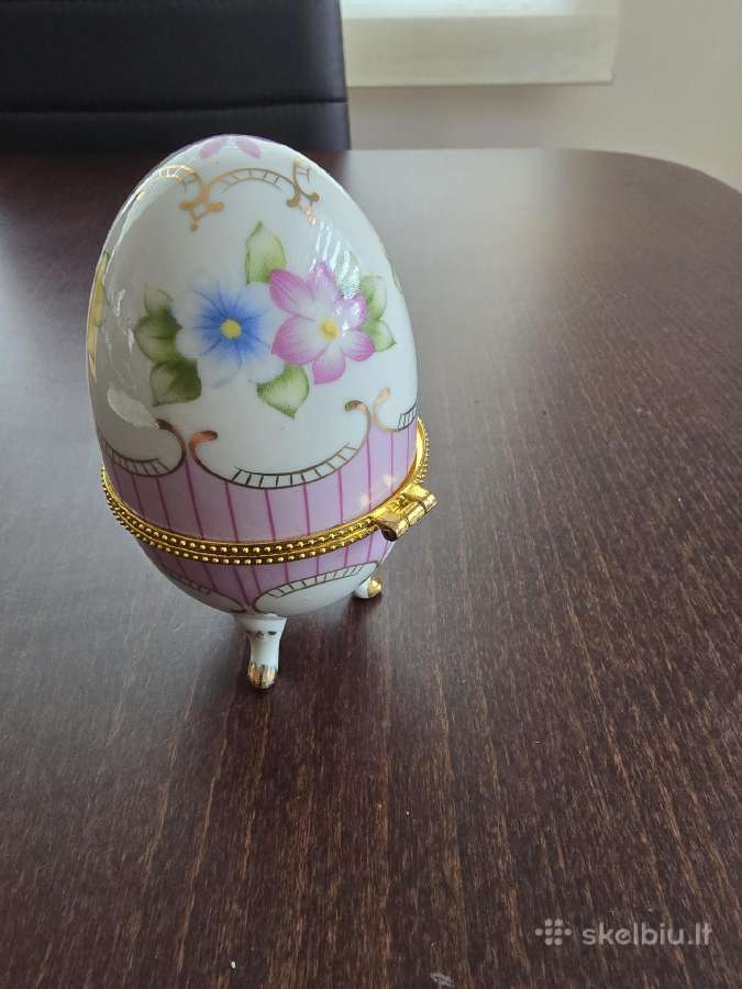 Porceleninis kiaušinis - nuotraukos Nr. 2