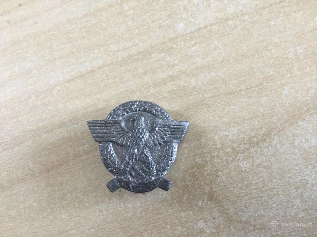 Trečio reicho policijos ženkliukas