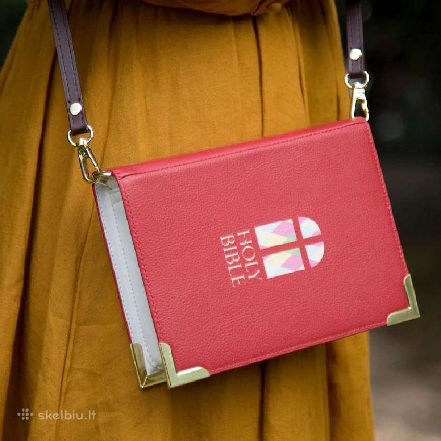 Holy Bible rankinė