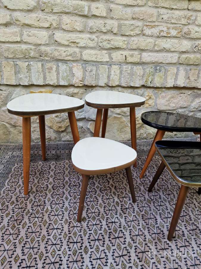 Vintažiniai mid century interjeriniai staliukai - nuotraukos Nr. 24