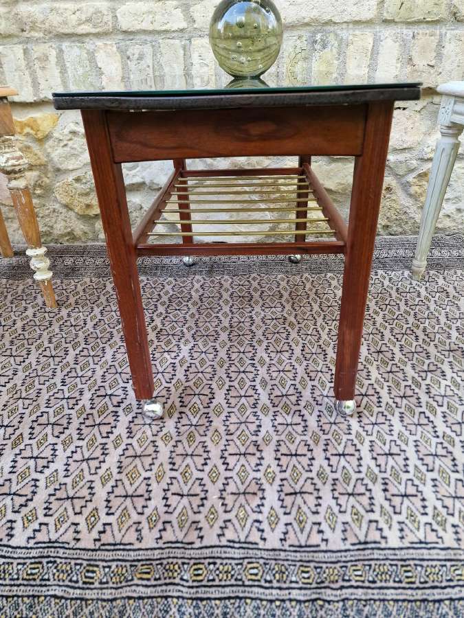 Vintažinis mid century tikmedžio kavos staliukas - nuotraukos Nr. 14