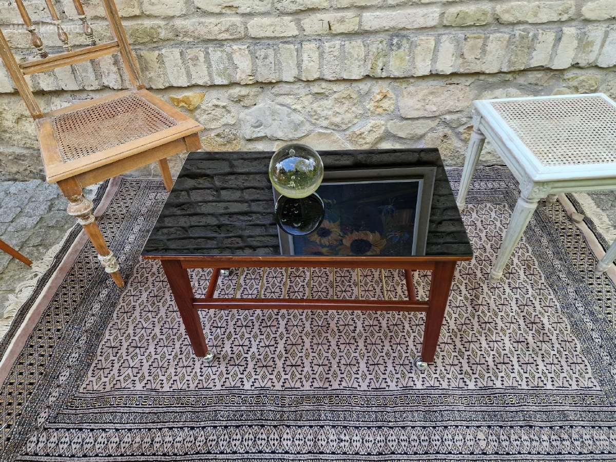 Vintažinis mid century tikmedžio kavos staliukas - nuotraukos Nr. 31