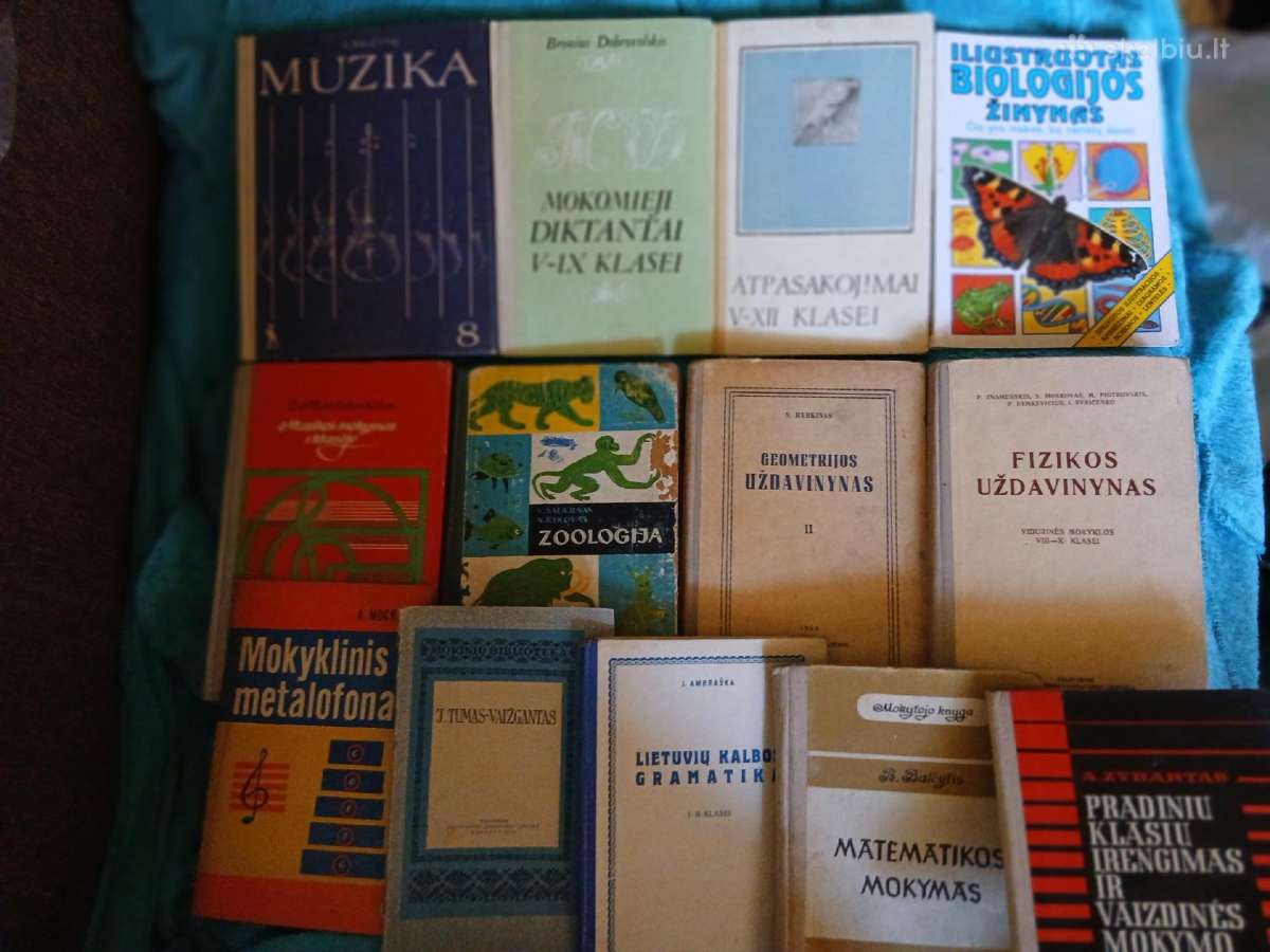 Senos knygos pardavimui