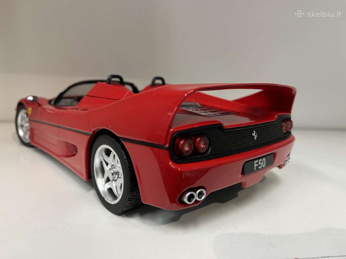 Kolekciniai modeliukai-ferrari F50 1:18 - nuotraukos Nr. 3