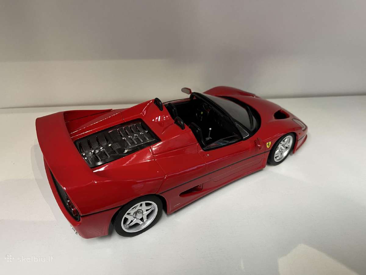 Kolekciniai modeliukai-ferrari F50 1:18 - nuotraukos Nr. 5