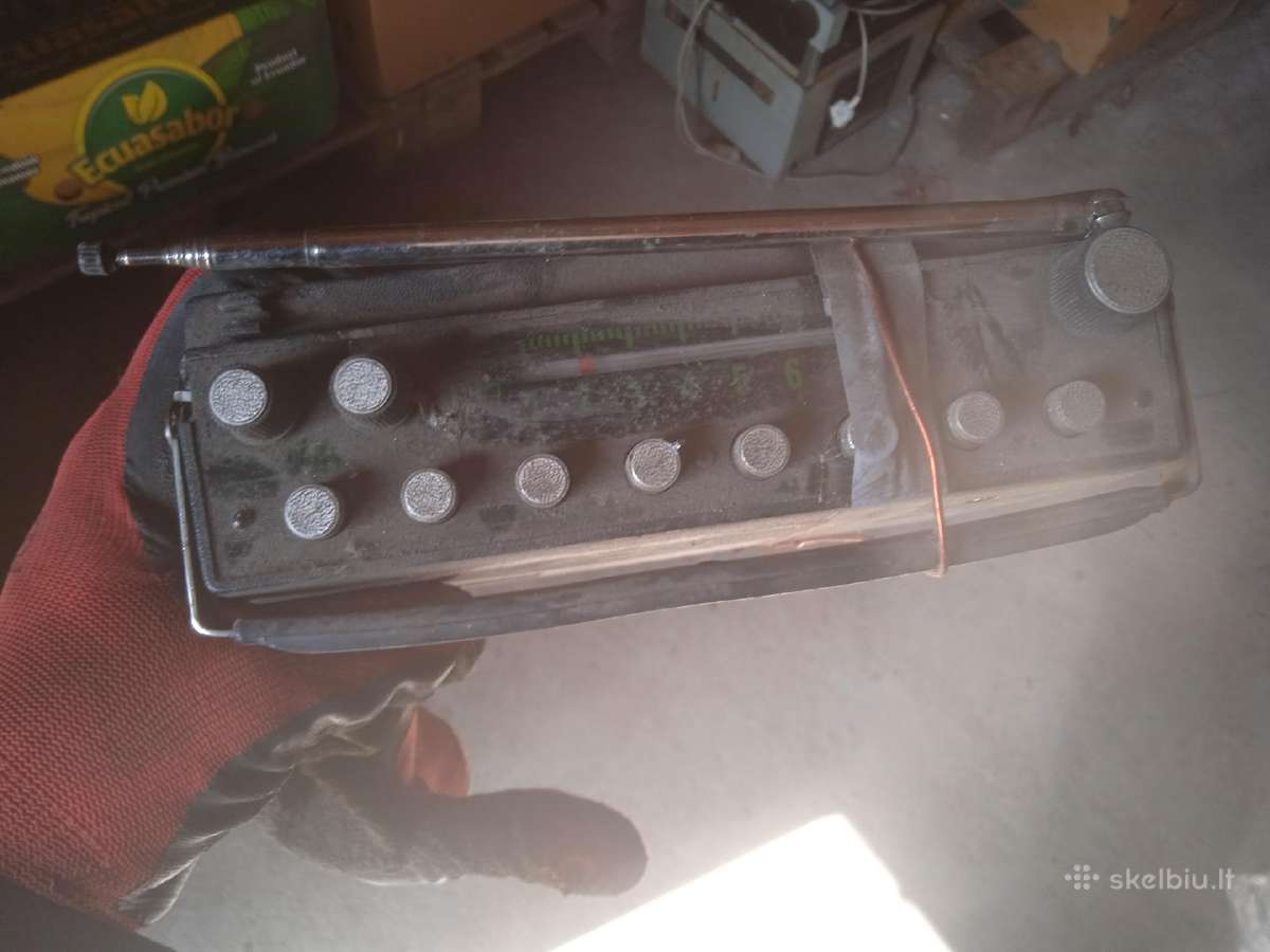 Senovines auto radijos-magnetolos - nuotraukos Nr. 7