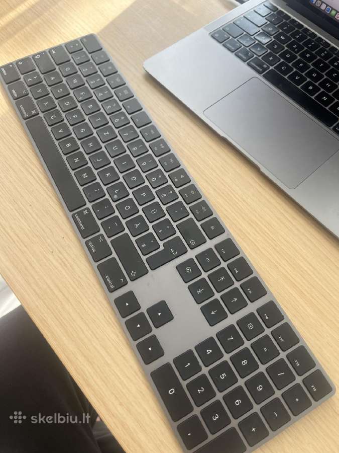 Apple Magic Keyboard (A1843)