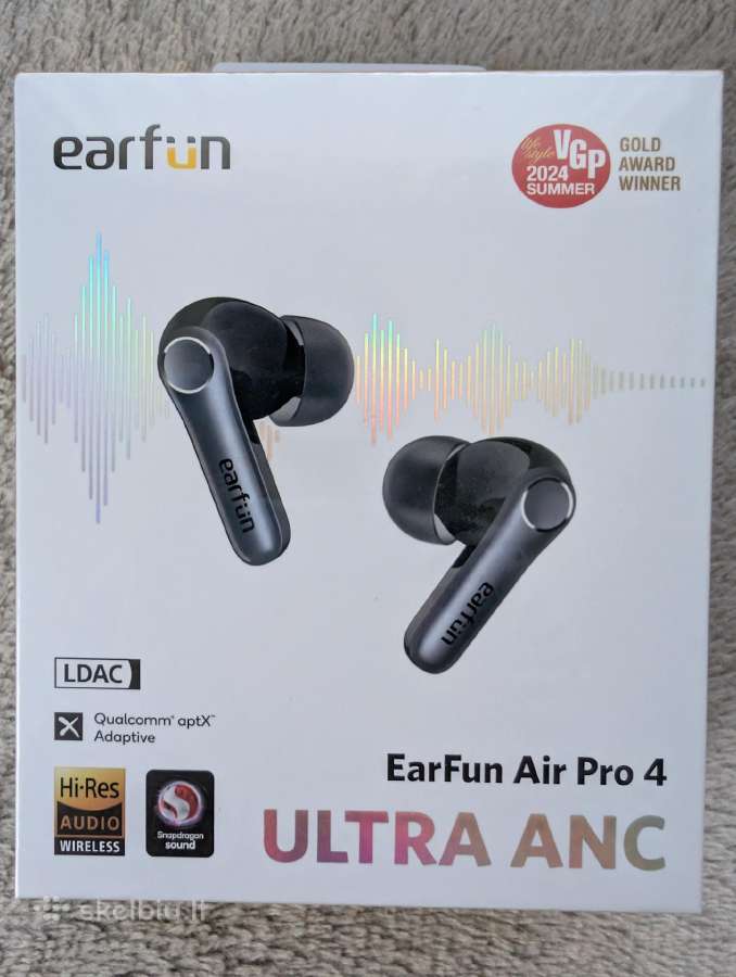 Naujos Earfun Air Pro 4 wireless earbuds