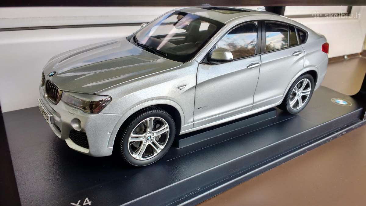 Bmw X4 - Paragon - 1:18