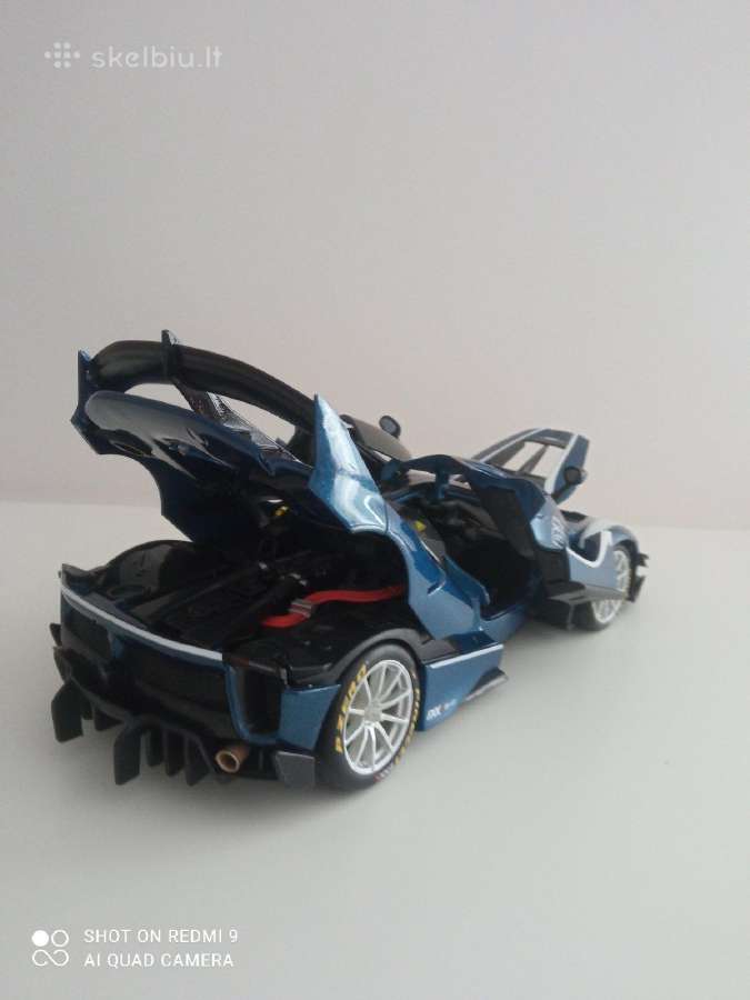 1:18 ferrari - nuotraukos Nr. 2