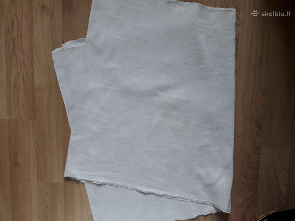 Antikvaras lino audiniai iš močiutės skrynios