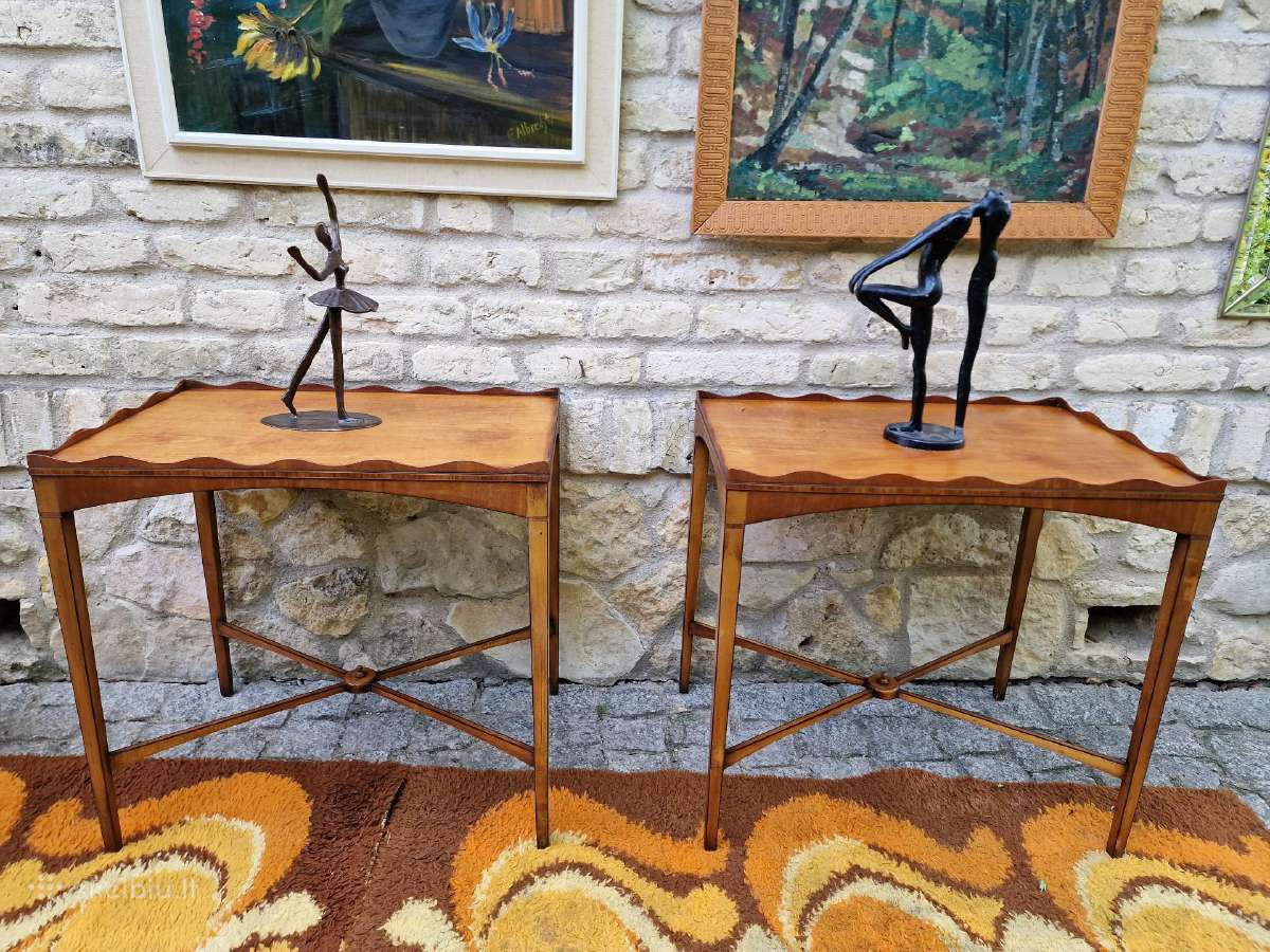 Vintažiniai šilkmedžio konsoliniai staliukai - nuotraukos Nr. 21
