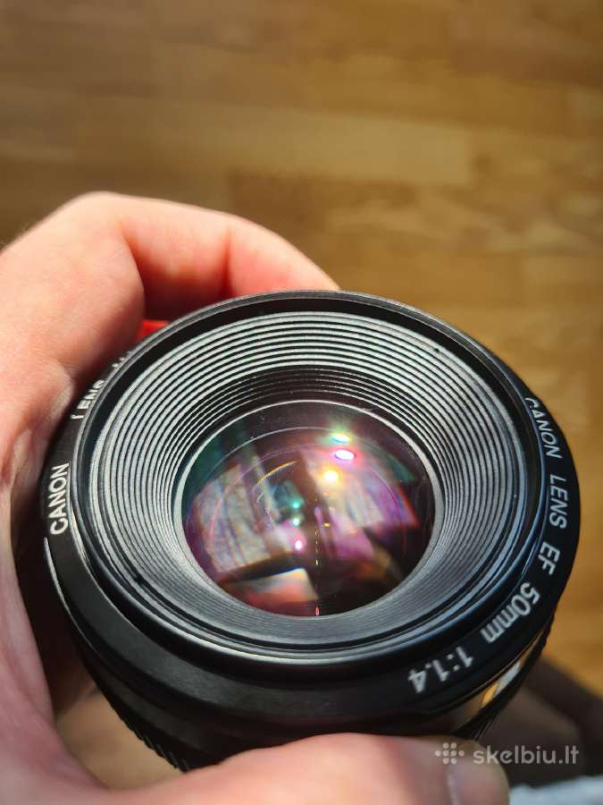 Canon 50mm F1.4
