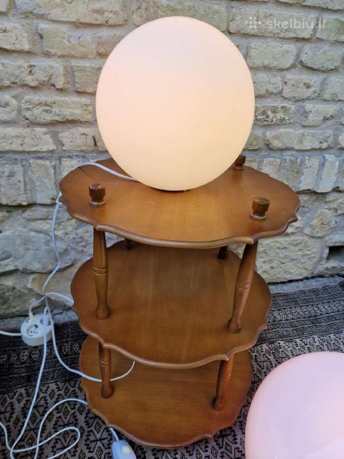 Vintažinė mid century interjerinė stalo lempa