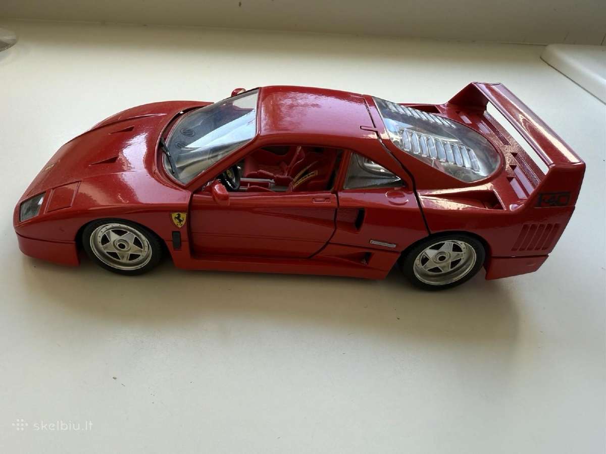 Modeliukas 1:18 ferrari f40 bburago burago italy - nuotraukos Nr. 3