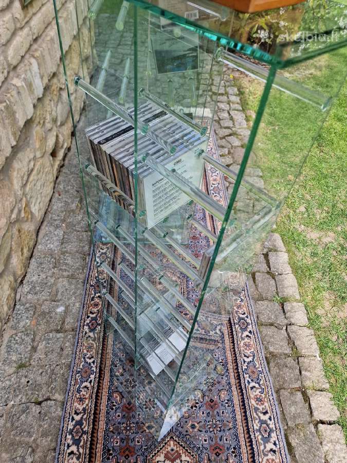 Vintažinės poliakrilo/stiklo CD lentynos - nuotraukos Nr. 20