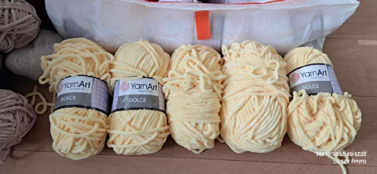 Yarnart Dolce velvetiniai siūlai - nuotraukos Nr. 8