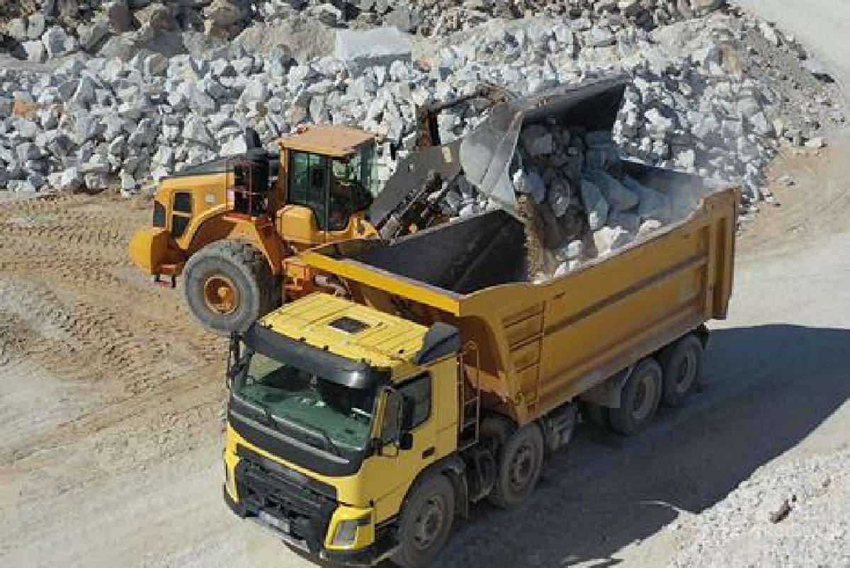 Dalys Sdlg, Volvo CE, Volvo Trucks ir Volvo Penta - nuotraukos Nr. 3