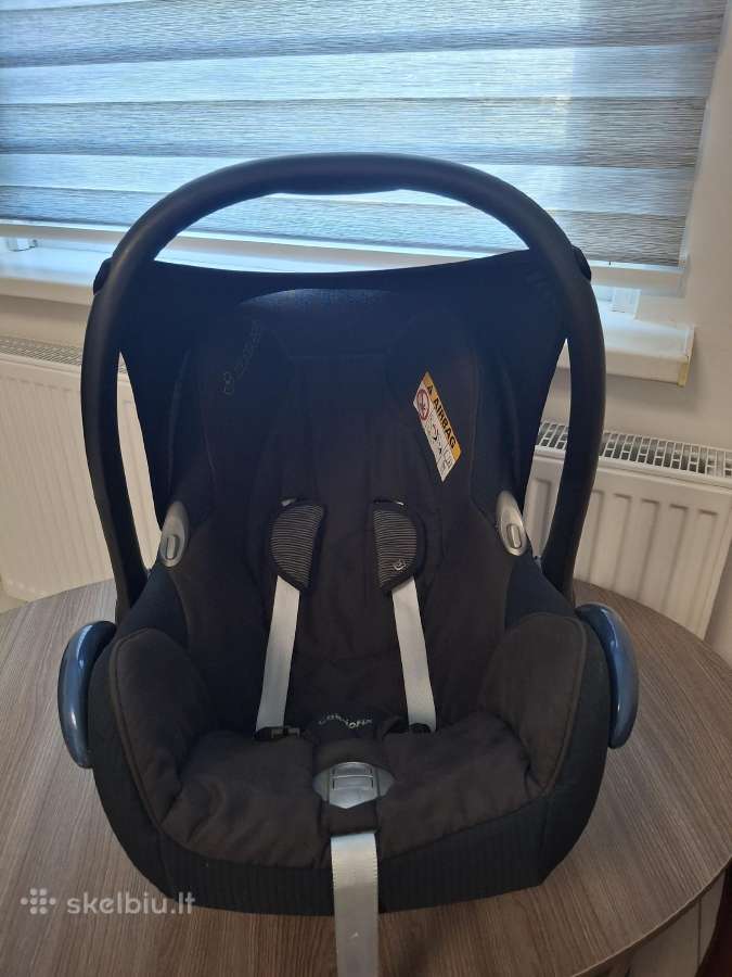 Autokėdutė maxi-cosi su baze