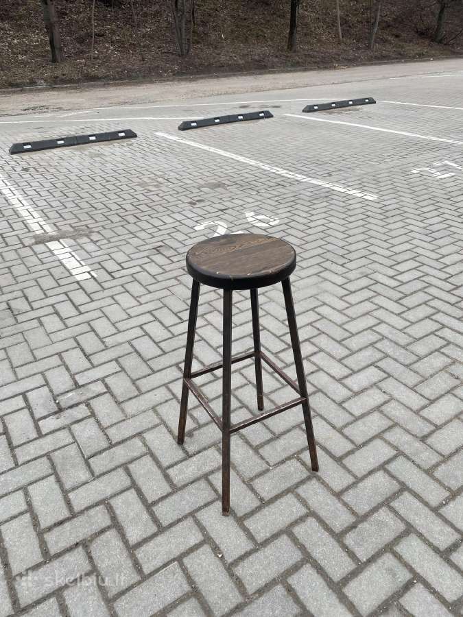 Baro industrinė kėdė