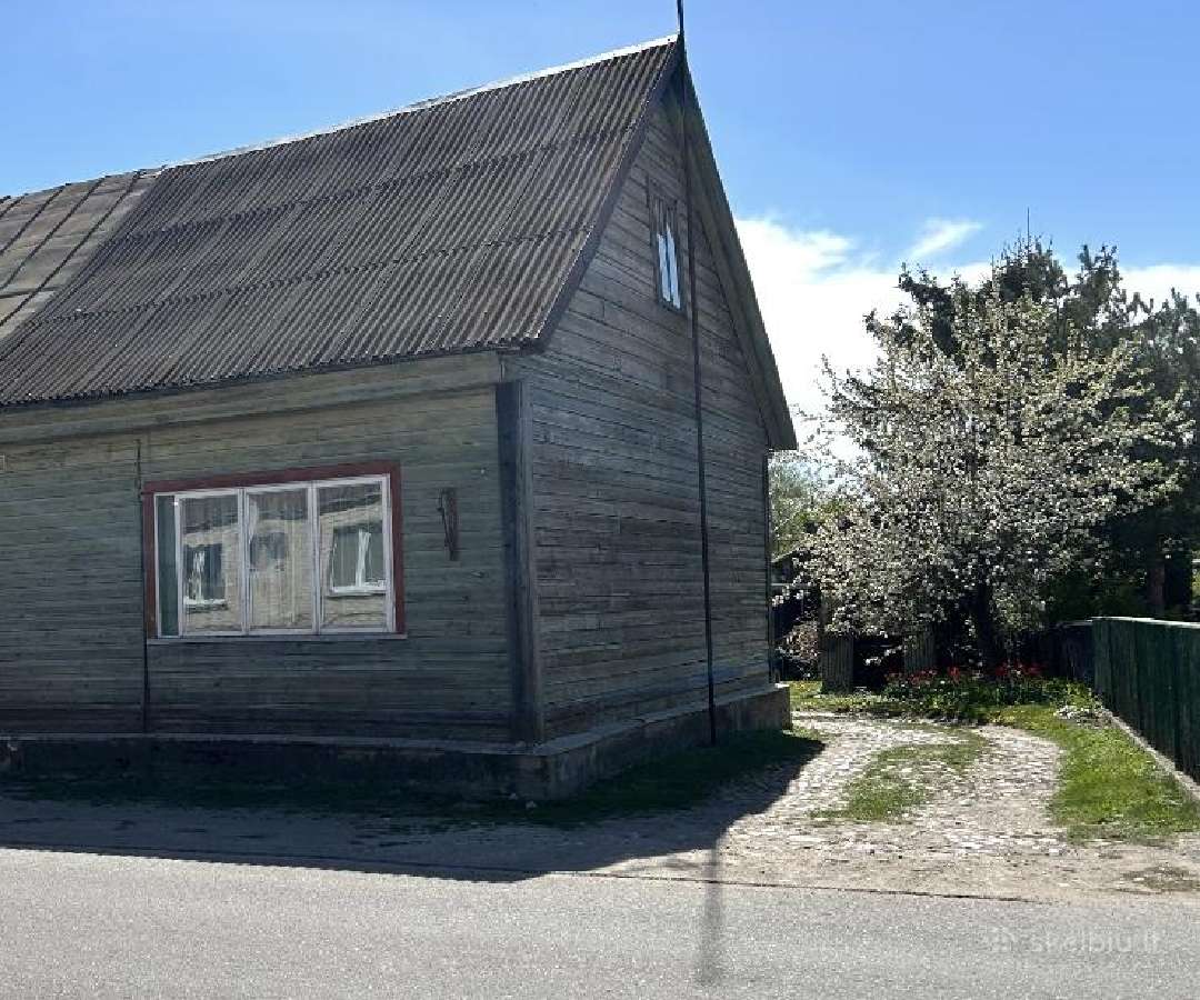 Parduodama dalis namo. Sklypas ribojasi su upe. - nuotraukos Nr. 4