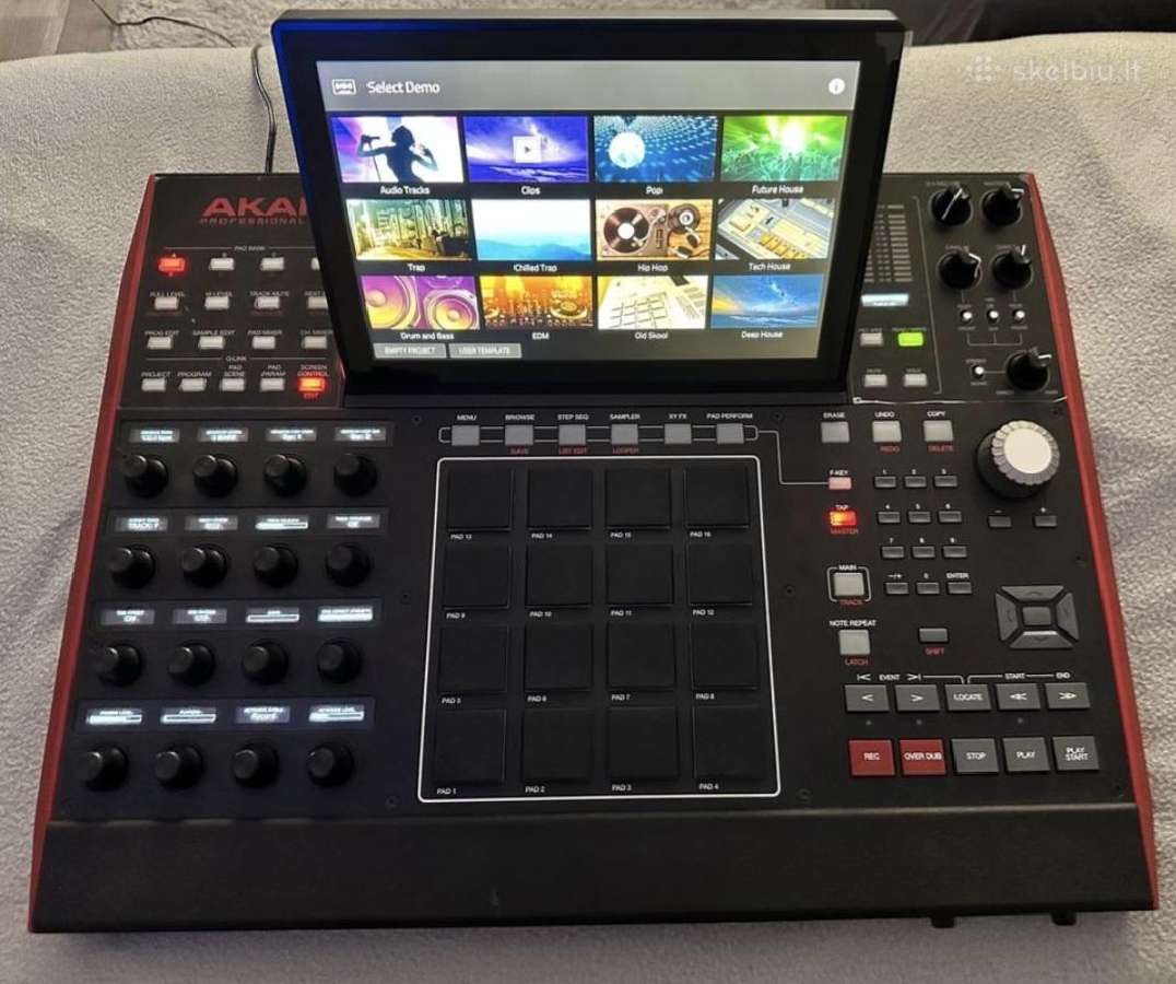 Akai Mpc X