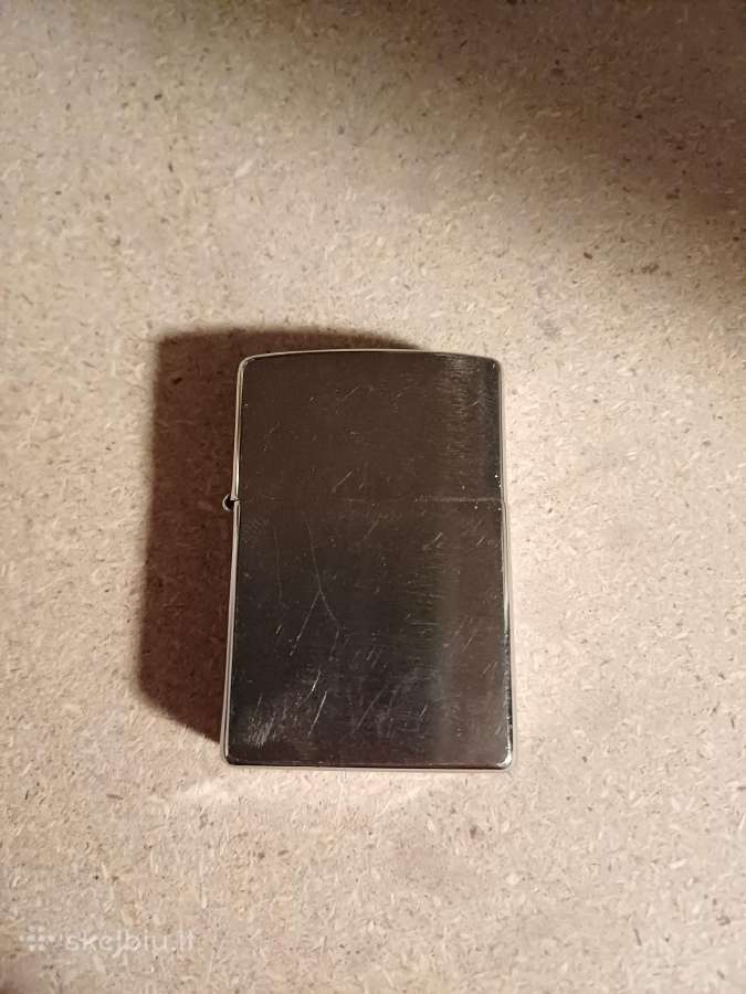 Zippo su priedais - nuotraukos Nr. 2