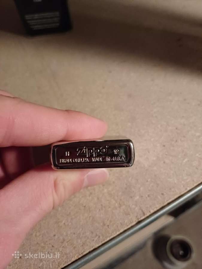 Zippo su priedais - nuotraukos Nr. 4