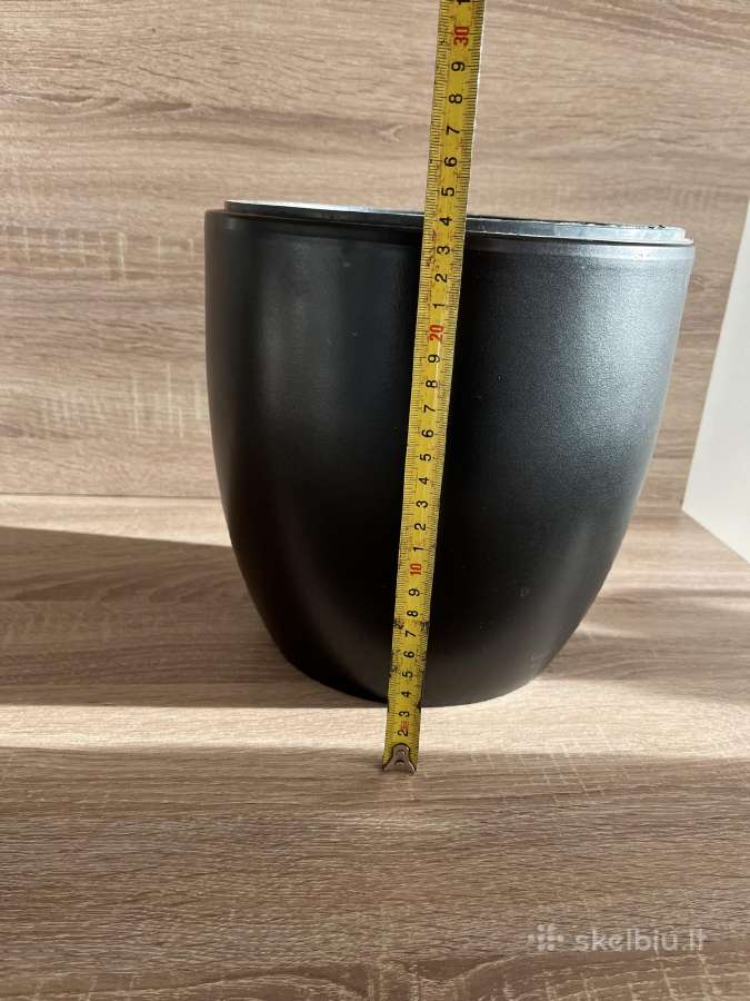 Vazonas 24cm juodas