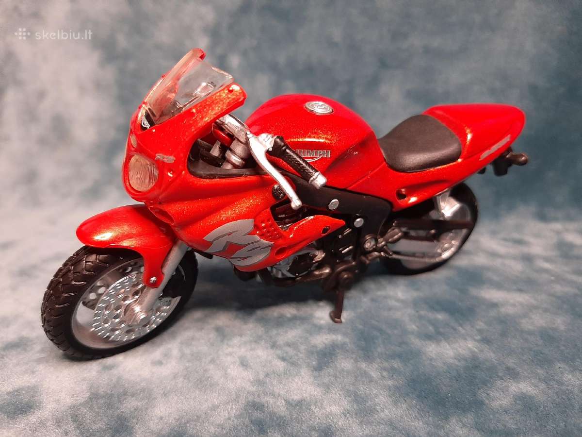1:18 Triumph Sprint RS 955i, Maisto