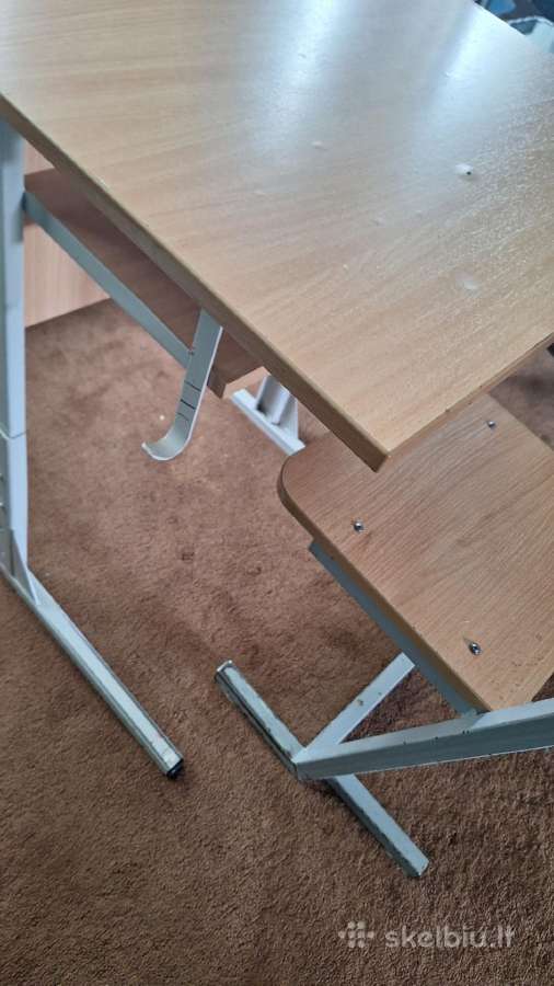 Mokyklinis stalas su kėdute