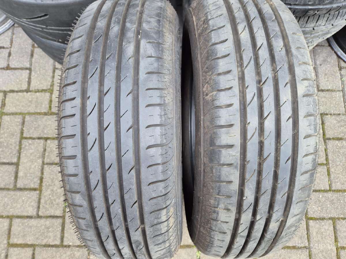 Dvi geros vasarinės 195/70 R14 Nexen