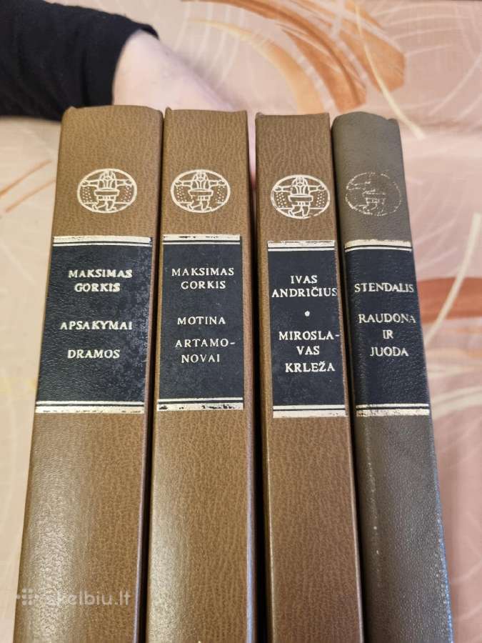 Pasaulinės literatūros biblioteka 4 vnt