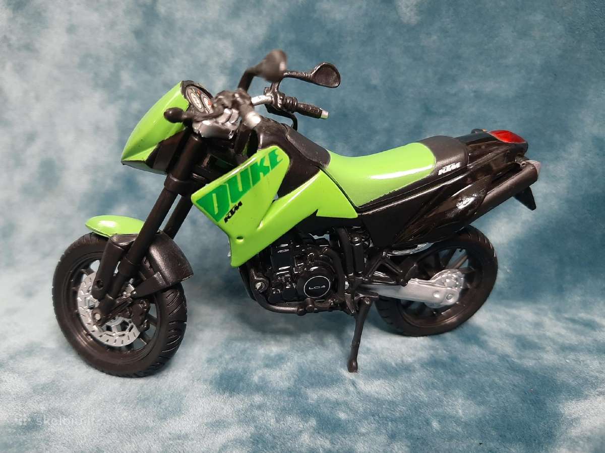 KTM 640 Duke Vtg, Maisto
