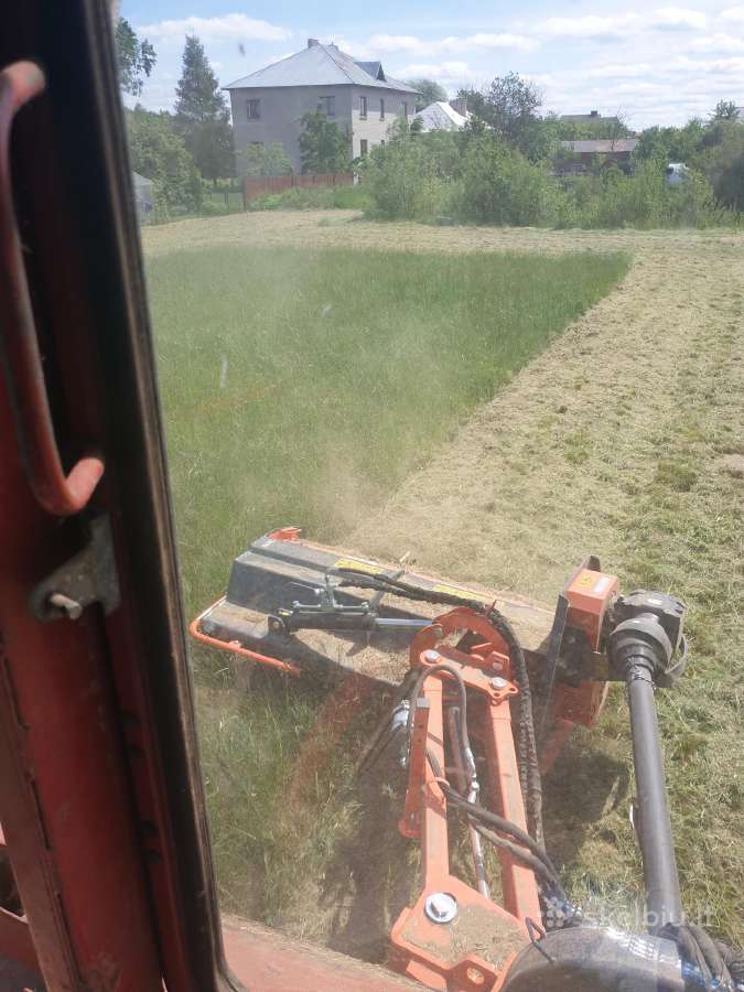 Pjauname aukšta žolę su traktorium, mulčiavims - nuotraukos Nr. 8