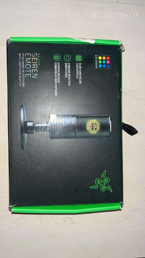 Razer Seiren Emote Mikrofonas