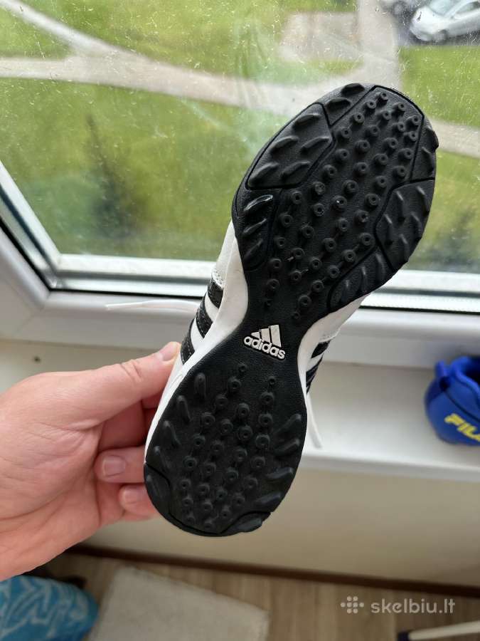 Adidas futbolo bateliai - nuotraukos Nr. 2