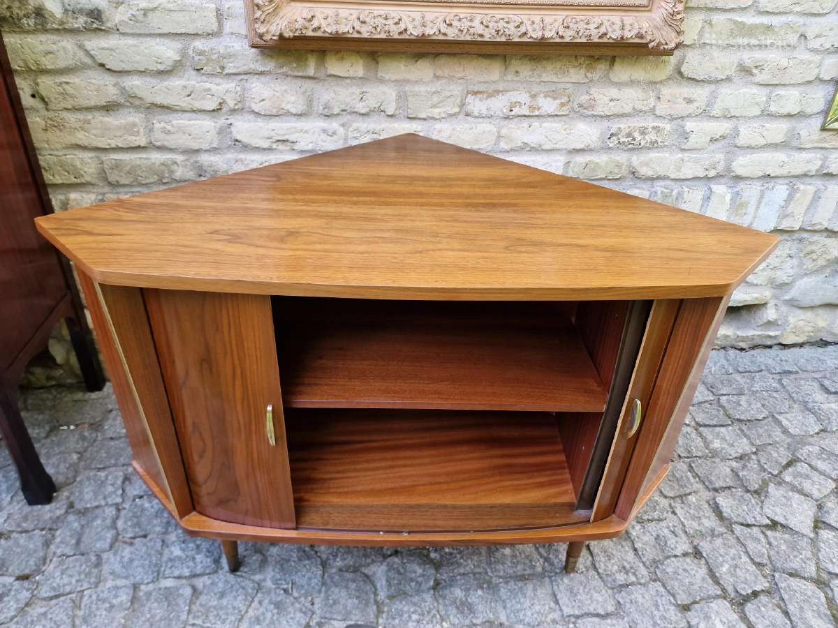 Vintažinė mid century riešuto kampinė spintelė - nuotraukos Nr. 11