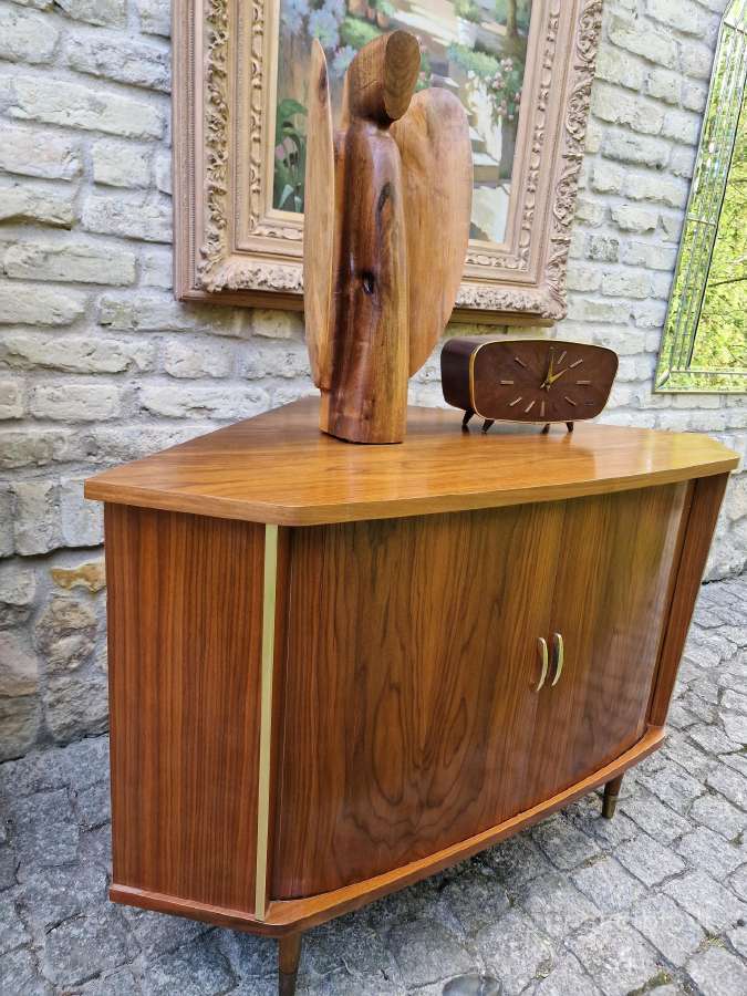 Vintažinė mid century riešuto kampinė spintelė - nuotraukos Nr. 14