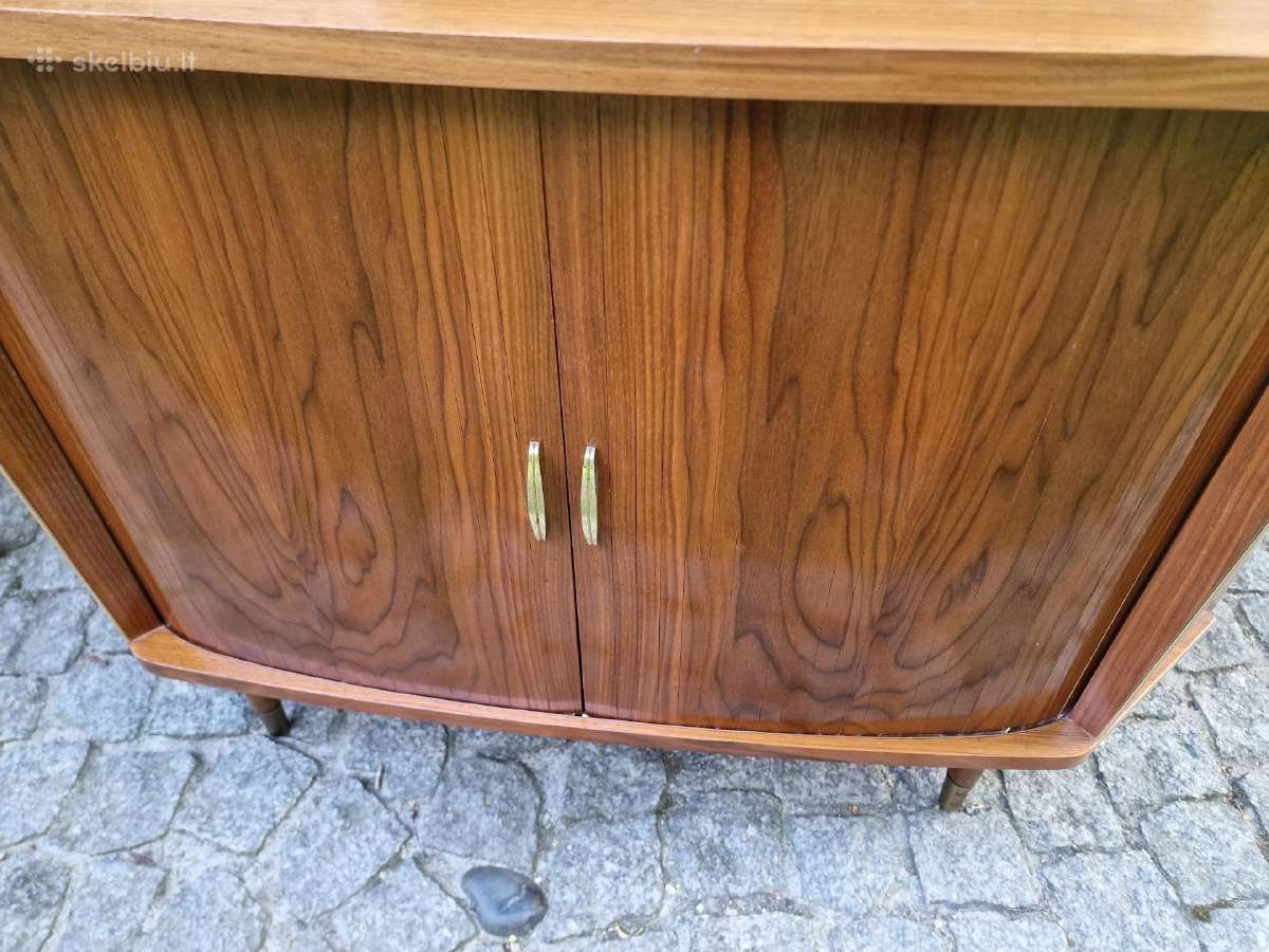 Vintažinė mid century riešuto kampinė spintelė - nuotraukos Nr. 17