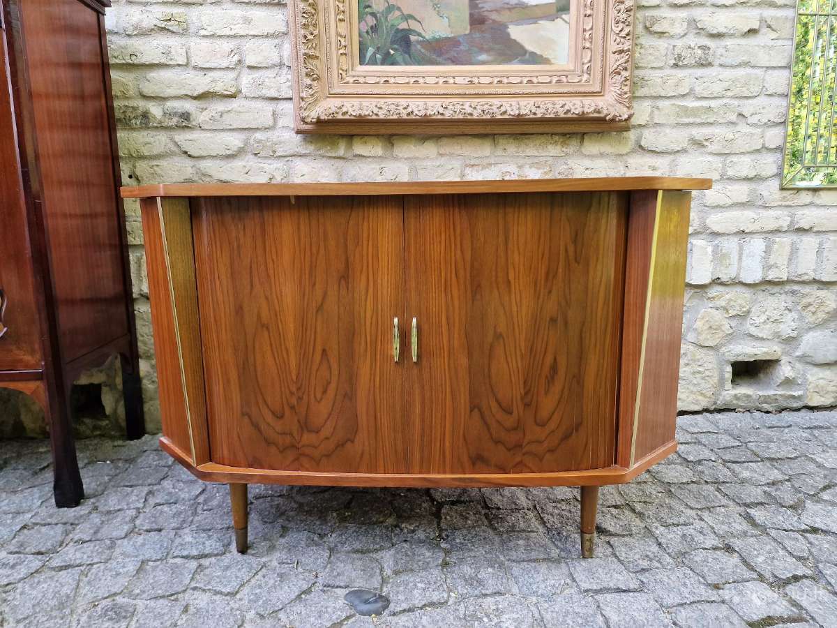 Vintažinė mid century riešuto kampinė spintelė - nuotraukos Nr. 26