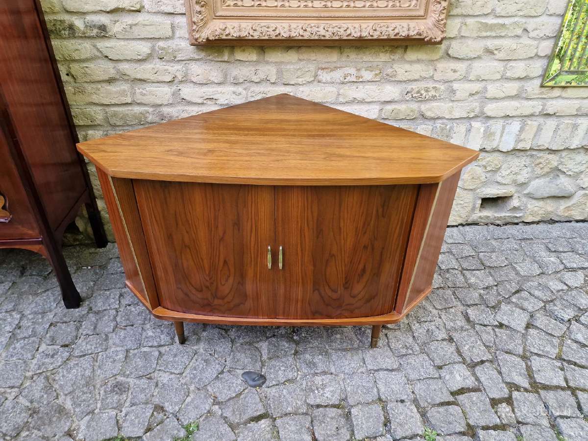 Vintažinė mid century riešuto kampinė spintelė - nuotraukos Nr. 30