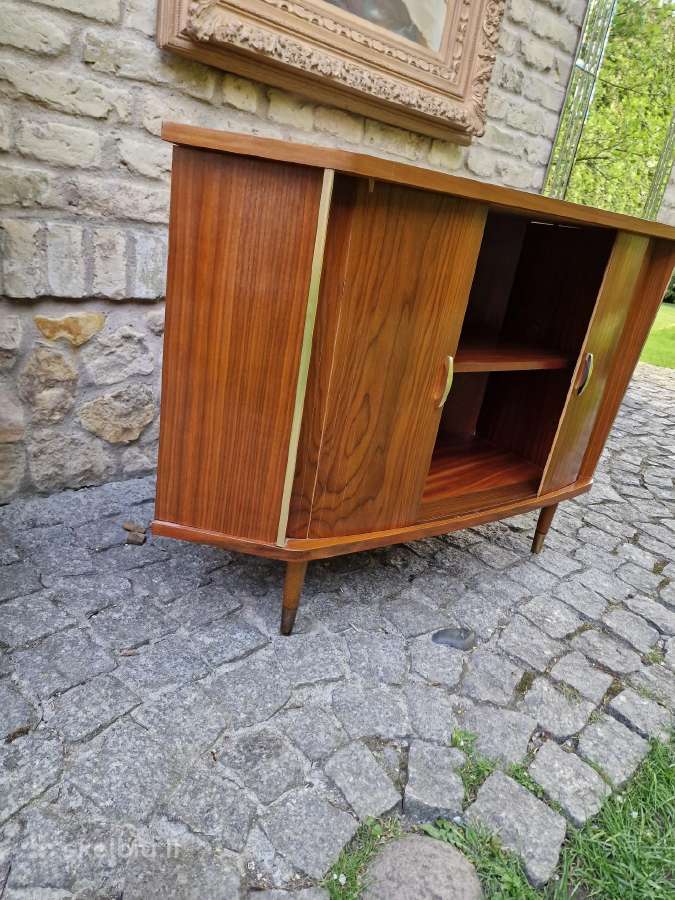 Vintažinė mid century riešuto kampinė spintelė - nuotraukos Nr. 35