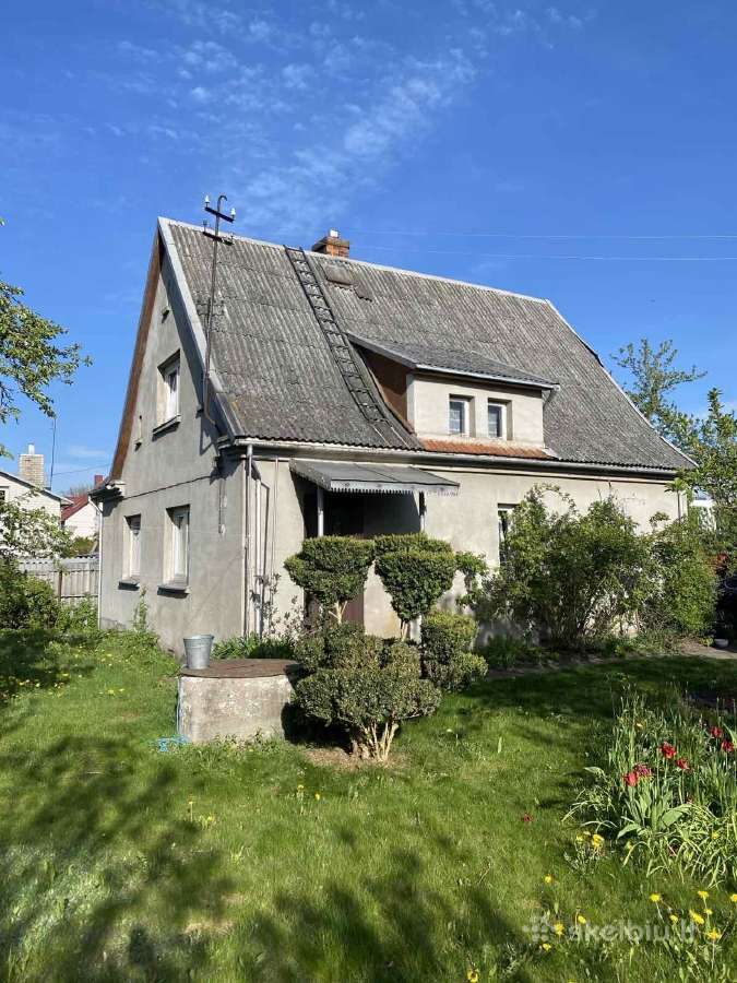 Parduodamas namas Marijampolėje su žemės sklypu