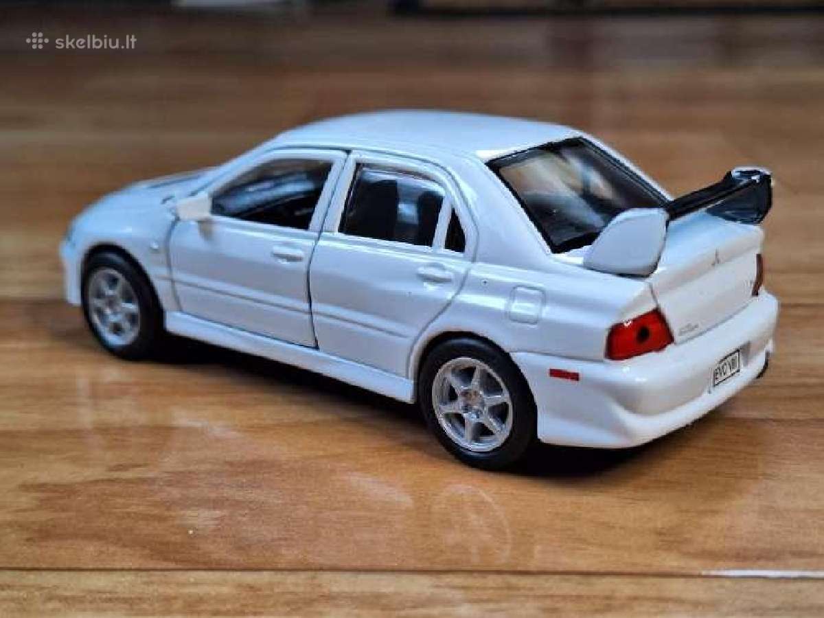 1:32 Mitsubishi Lancer Evolution VIII - nuotraukos Nr. 2