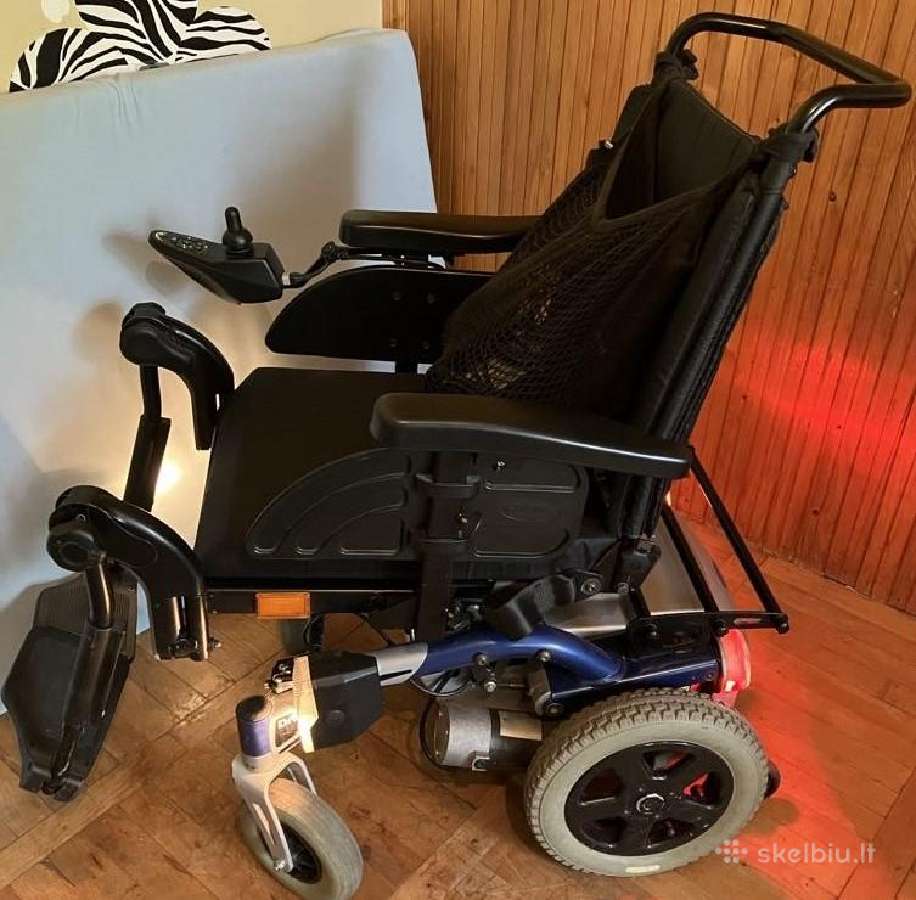 Parduodu elektrinį neįgaliojo vežimėlį Invacare - nuotraukos Nr. 2