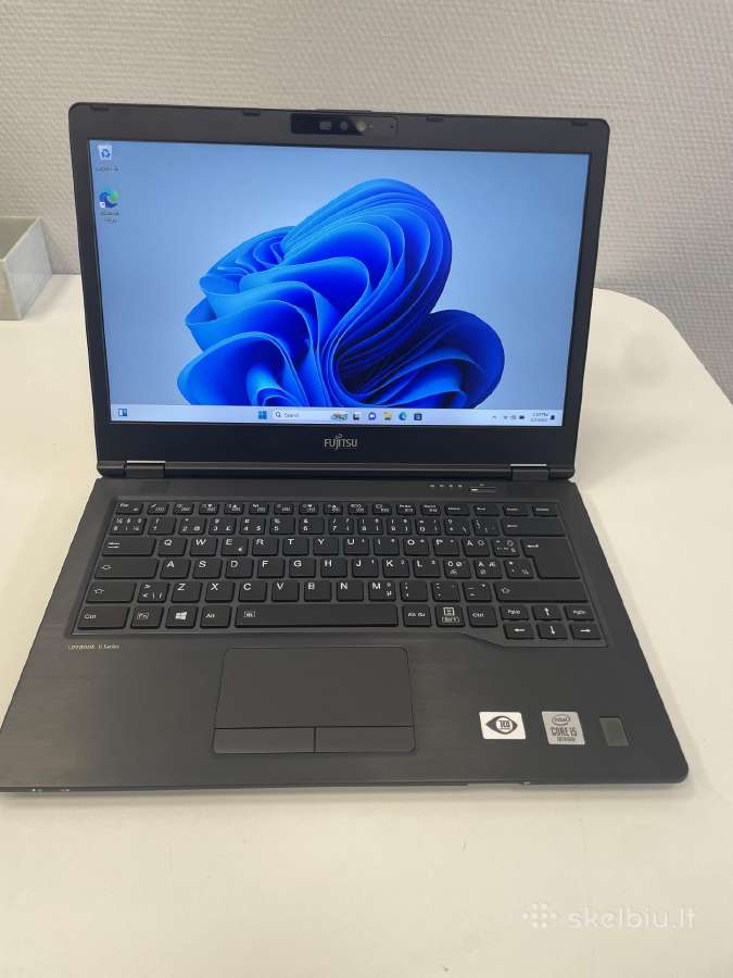 Fujitsu Lifebook U7410 i5-10210u 256gb SSD 16gbram